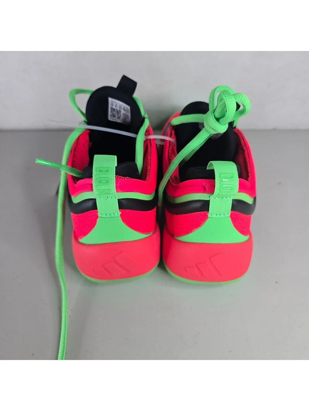 Size 10 - adidas D.O.N. Issue #6 Big Apple